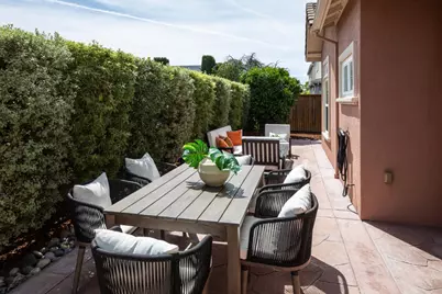 819 Warner Ct, Mountain View, CA 94043 - Photo 23
