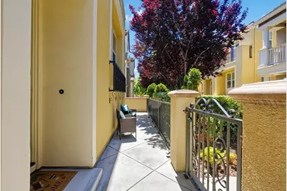 38 Cook Pl, Santa Clara, CA 95050 - Photo 5