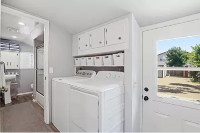 827 Central Ave, Hollister, CA 95023 - Photo 13