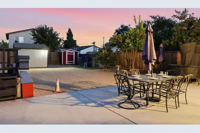827 Central Ave, Hollister, CA 95023 - Photo 29