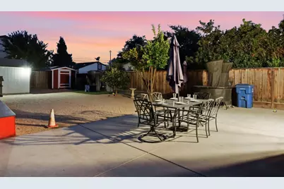 827 Central Ave, Hollister, CA 95023 - Photo 33