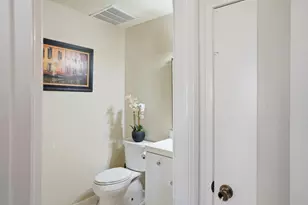 1825 Cherokee Dr 2, Salinas, CA 93906 - Photo 17