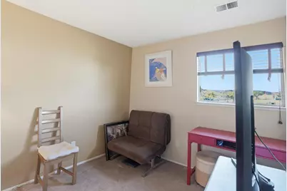 1825 Cherokee Dr 2, Salinas, CA 93906 - Photo 15