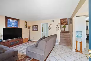 1825 Cherokee Dr 2, Salinas, CA 93906 - Photo 5