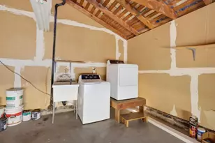 18366 Clemson Ave, Saratoga, CA 95070 - Photo 23