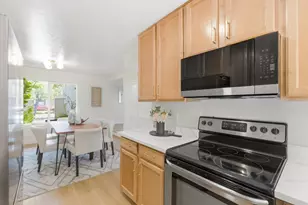 10157 Camberley Ln, Cupertino, CA 95014 - Photo 13