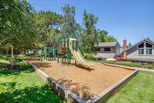 10157 Camberley Ln, Cupertino, CA 95014 - Photo 71