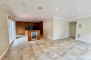 1386 Flora Ave, San Jose, CA 95130 - Photo 5