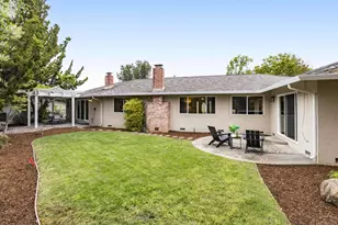 2160 Via Escalera, Los Altos, CA 94024 - Photo 21