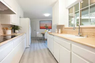 2160 Via Escalera, Los Altos, CA 94024 - Photo 9