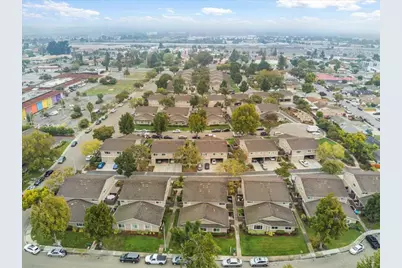 352 San Petra Ct 1, Milpitas, CA 95035 - Photo 25