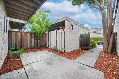 117 Mission Dr, East Palo Alto, CA 94303 - Photo 29
