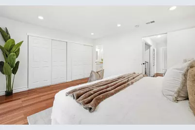 117 Mission Dr, East Palo Alto, CA 94303 - Photo 13