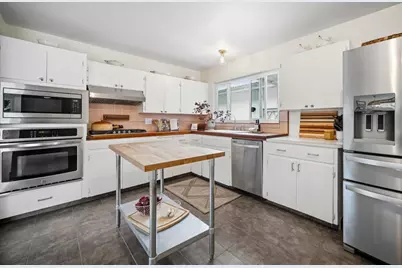 516 College Dr, Salinas, CA 93901 - Photo 11