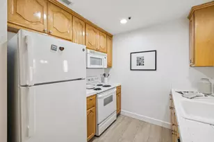 576 W Parr Ave 32, Los Gatos, CA 95032 - Photo 9