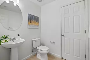 1399 Shore Dr, San Jose, CA 95131 - Photo 43