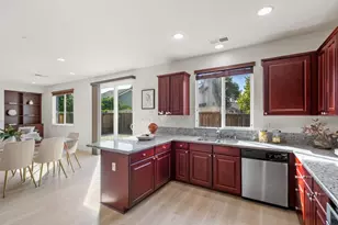 1399 Shore Dr, San Jose, CA 95131 - Photo 29