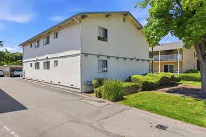 1745 Ross Cir, San Jose, CA 95124 - Photo 3