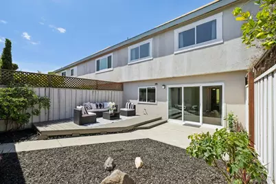 1035 Dove Ln, Foster City, CA 94404 - Photo 27