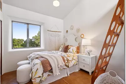 27690 Central Dr, Los Altos Hills, CA 94022 - Photo 33