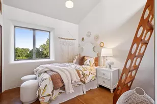 27690 Central Dr, Los Altos Hills, CA 94022 - Photo 33