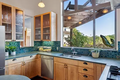 27690 Central Dr, Los Altos Hills, CA 94022 - Photo 23