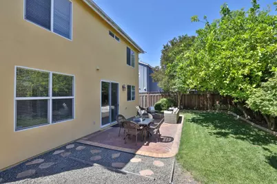 887 Martiri Dr, Gilroy, CA 95020 - Photo 25