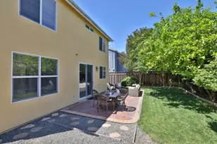 887 Martiri Dr, Gilroy, CA 95020 - Photo 25
