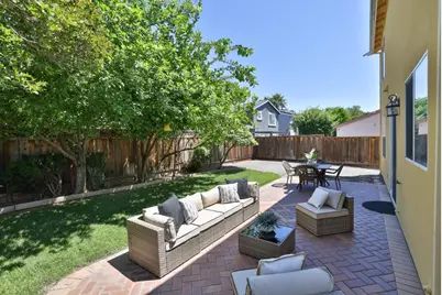 887 Martiri Dr, Gilroy, CA 95020 - Photo 21