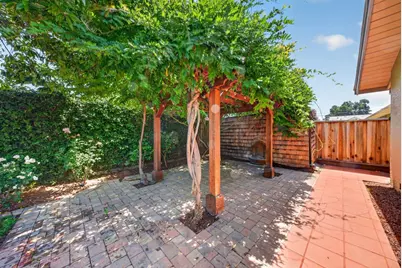 2140 Cedarwood Ln, San Jose, CA 95125 - Photo 41