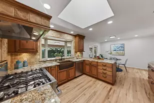 2140 Cedarwood Ln, San Jose, CA 95125 - Photo 13