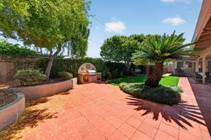 2140 Cedarwood Ln, San Jose, CA 95125 - Photo 43