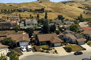2072 Pleasant Crest Ct, San Jose, CA 95148 - Photo 43