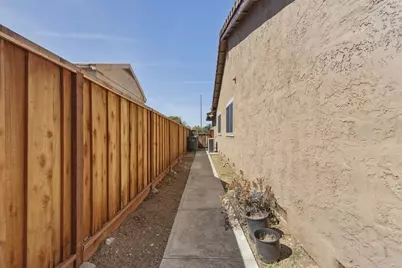 2072 Pleasant Crest Ct, San Jose, CA 95148 - Photo 37