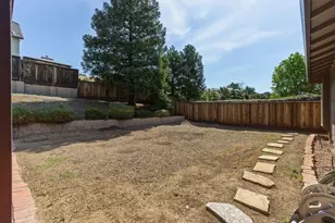 2072 Pleasant Crest Ct, San Jose, CA 95148 - Photo 35