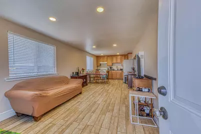 823 Central Ave, Hollister, CA 95023 - Photo 3