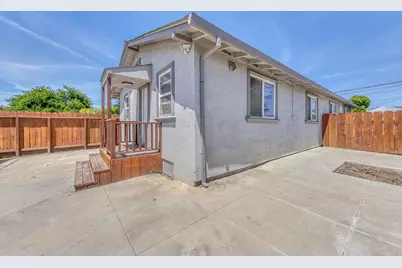 823 Central Ave, Hollister, CA 95023 - Photo 13