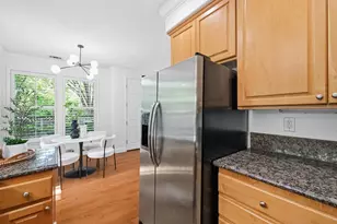 707 Valparaiso Ave, Menlo Park, CA 94025 - Photo 11