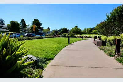 1425 45th Ave 1, Capitola, CA 95010 - Photo 19