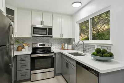 4028 Farm Hill Blvd 5, Redwood City, CA 94061 - Photo 5