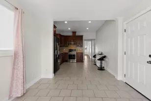 1539 International Blvd, Oakland, CA 94606 - Photo 19