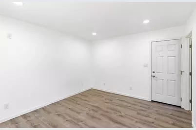 488 Lochridge Dr, San Jose, CA 95133 - Photo 19