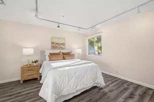 98 Pelican Ln, Redwood City, CA 94065 - Photo 17