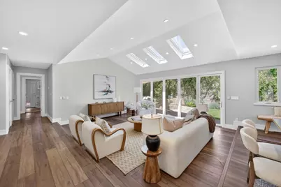 2705 Ramos Ct, Mountain View, CA 94040 - Photo 9