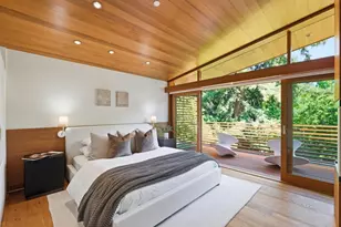 1353 Martin Ave, Palo Alto, CA 94301 - Photo 21