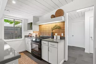 237 Edlee Ave, Palo Alto, CA 94306 - Photo 15