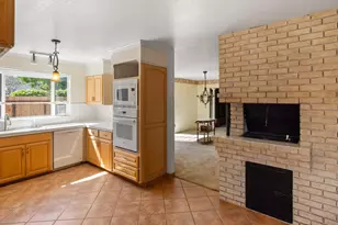 20250 Palou Dr, Salinas, CA 93908 - Photo 13