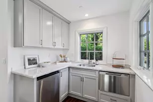 667 Jay St, Los Altos, CA 94022 - Photo 49