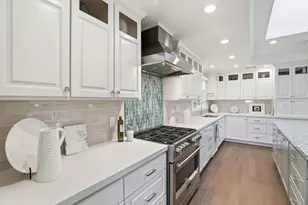Peachtree Ct, Mountain View, CA 94040 - Photo 11