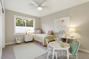 Peachtree Ct, Mountain View, CA 94040 - Photo 19